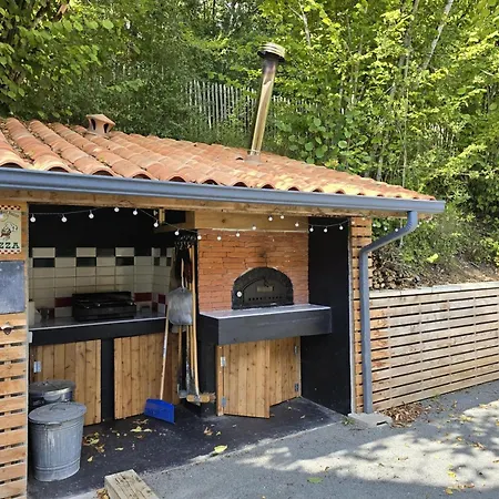 Maison Spacieuse A Avec 5 Et Salle De Jeux - Fr-1-616-471 Ferienhaus